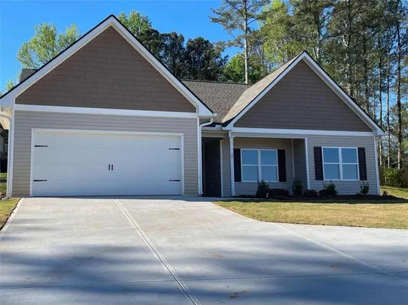 35 Cranbrooke Dr, Dallas, GA 30157