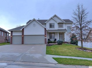 19345 Patterson St, Omaha, NE 68135