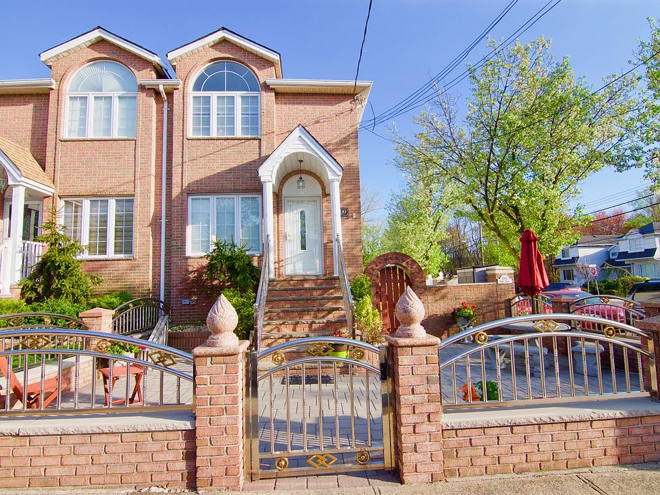 1st image of 200 Shiel Ave