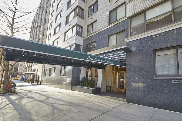 Sold by Brown Harris Stevens | media 18