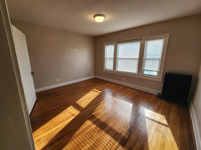 713 Broadway Ave #2 — Photo 6