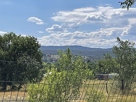 2nd image of 818 Chugar Dr