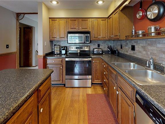 5th image of 4026 Calico Dr