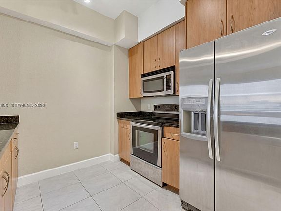 4th image of 1830 Radius Dr #1116