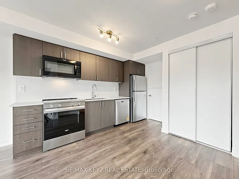 1670 Victoria Park Ave #213 — Photo 13