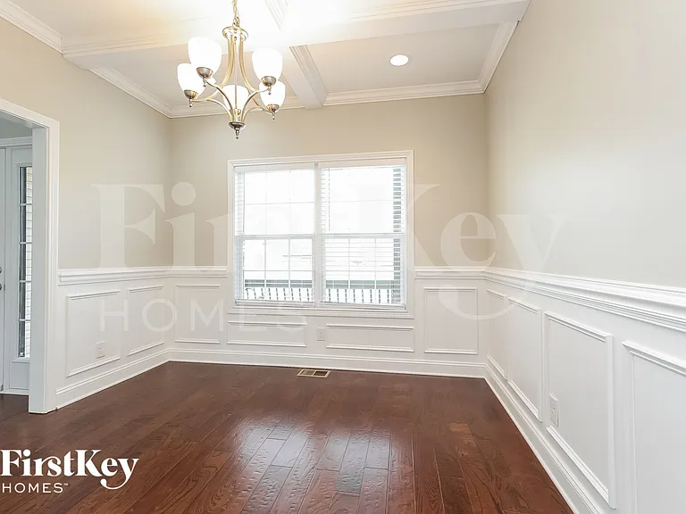 2392 Andersonville Dr — Photo 4