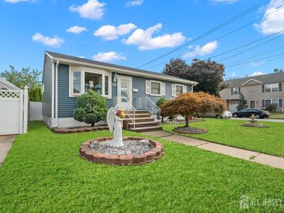 21 Spruce St, Carteret, NJ, 07008