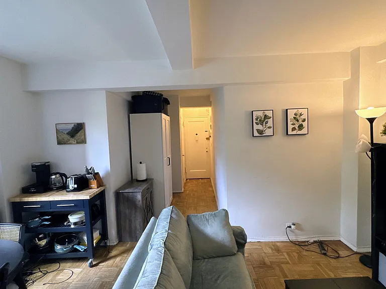 550 Grand St #H7F — Photo 3