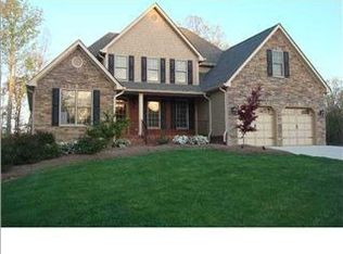 11164 Captains Cove Dr, Soddy Daisy, TN 37379