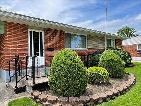 3rd image of 59 Nona Dr