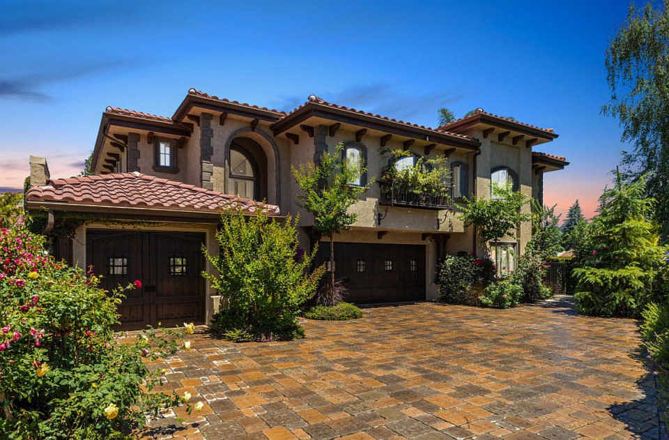 1st image of 1481 La Venta Dr