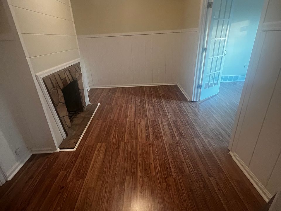 1st image of 819 Columbus Pkwy #2
