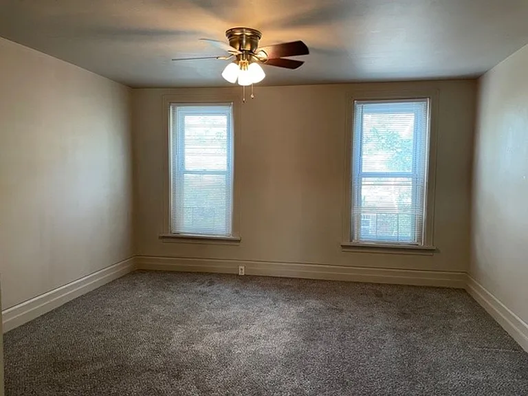 109 Hoerner St — Photo 13