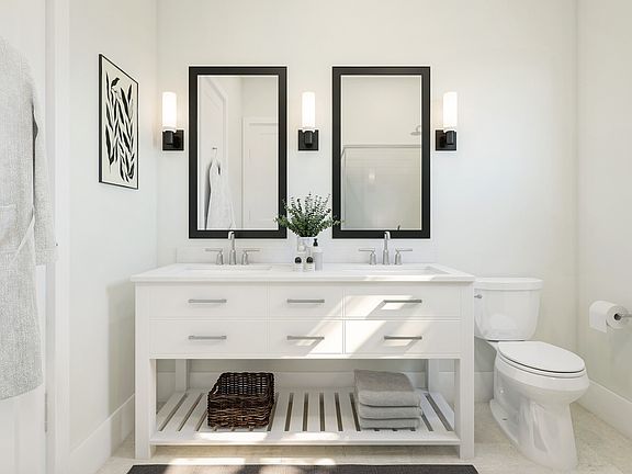 Exquisite owner s bath