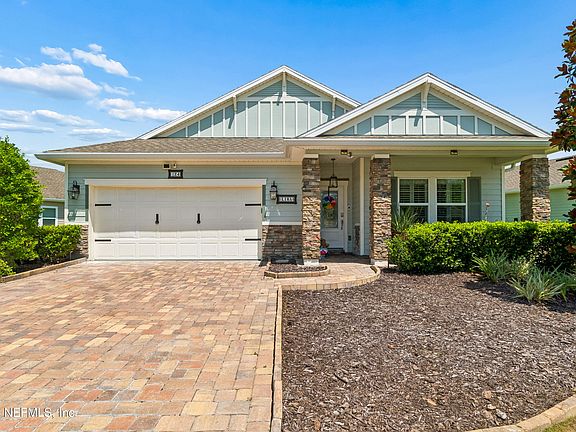 3rd image of 124 TINTAMARRE Drive