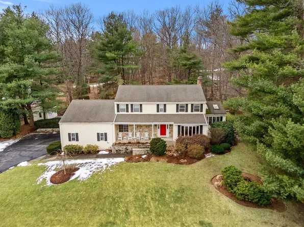 31 Coolidge Rd, Winchester, MA 01890