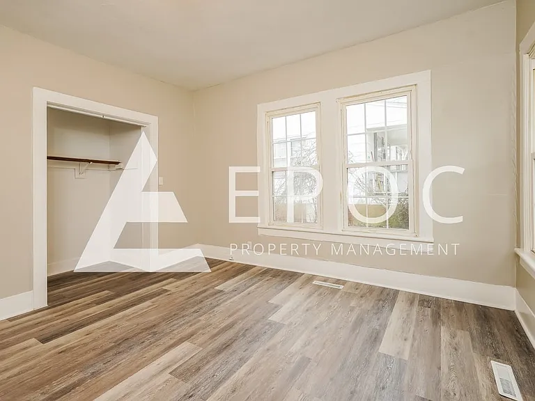 152 Westdale Ave NW — Photo 10