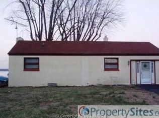 9 Circle Dr, Earleville, MD 21919