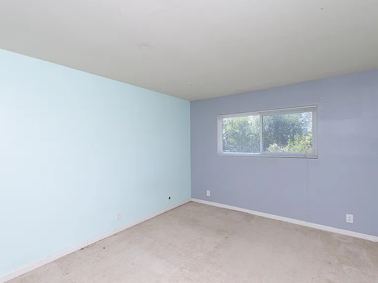 13010 Avenida Del General — Photo 3
