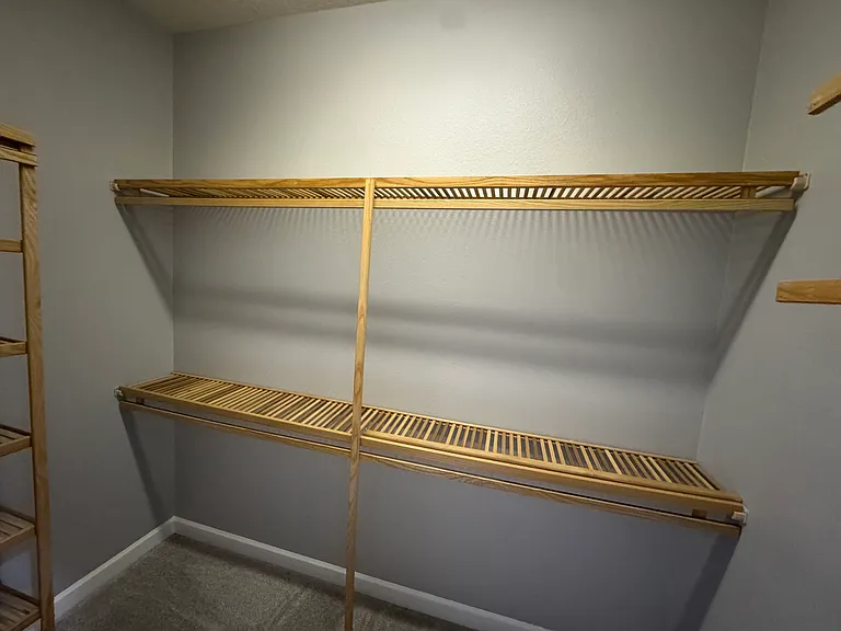 142 Harrington Ct — Photo 8