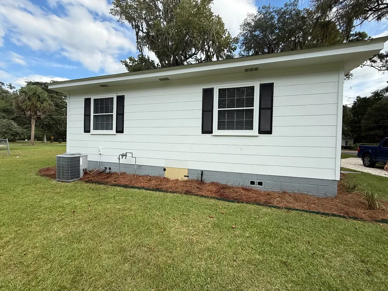 3 bed, 1080 sqft, $2,350 — Photo 4