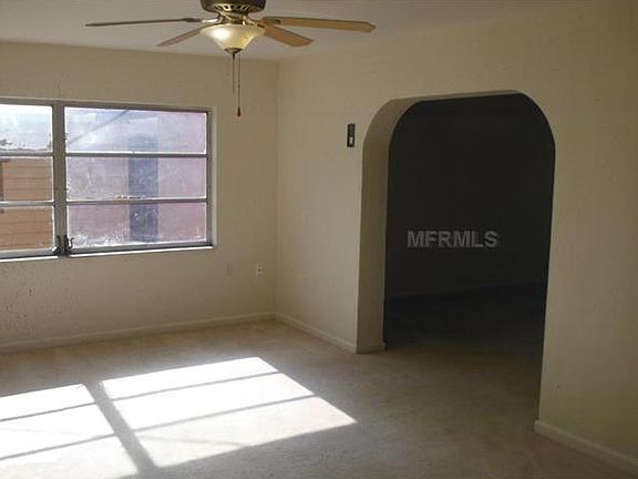 4th image of 21330 Meehan Ave