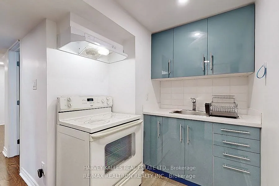 2 bed, $2,050 — Photo 4