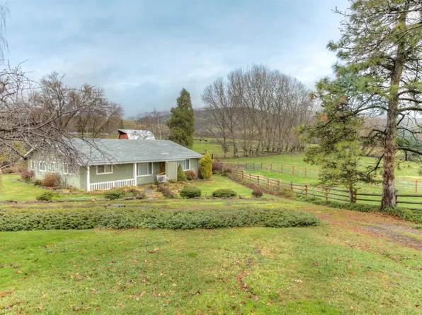 724 Wilson Rd, Ashland, OR 97520