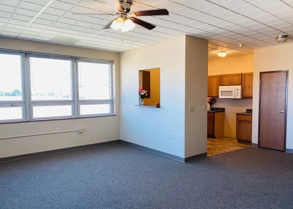 Madison Street Apartments — Photo 4