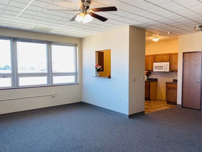Madison Street Apartments — Photo 4