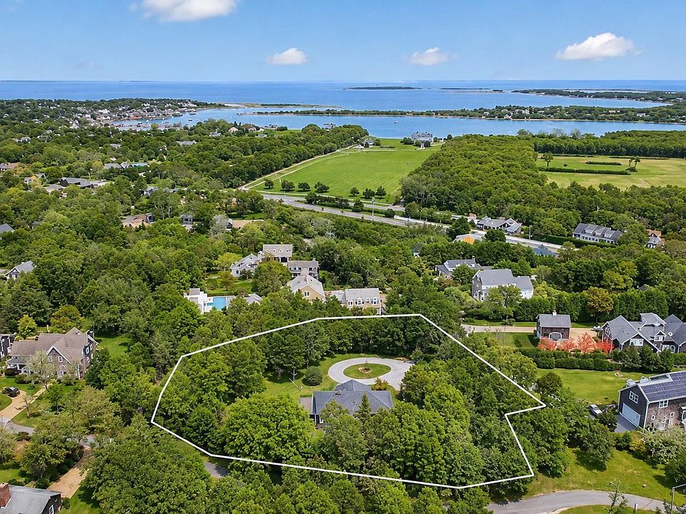 1st image of 10 Pease Point Way
