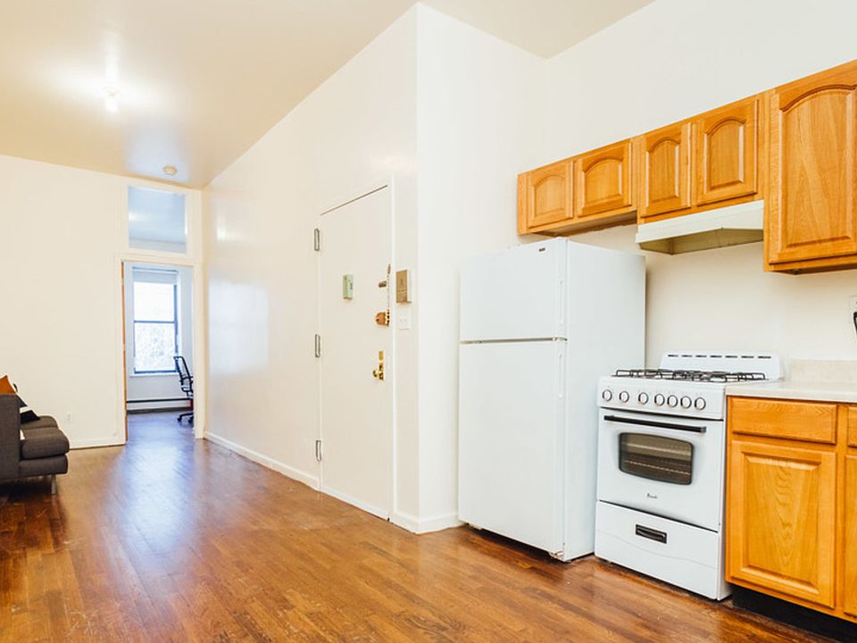 1st image of 311 Jefferson St #3A