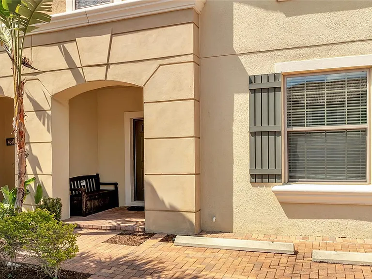 8827 Geneve Ct — Photo 3