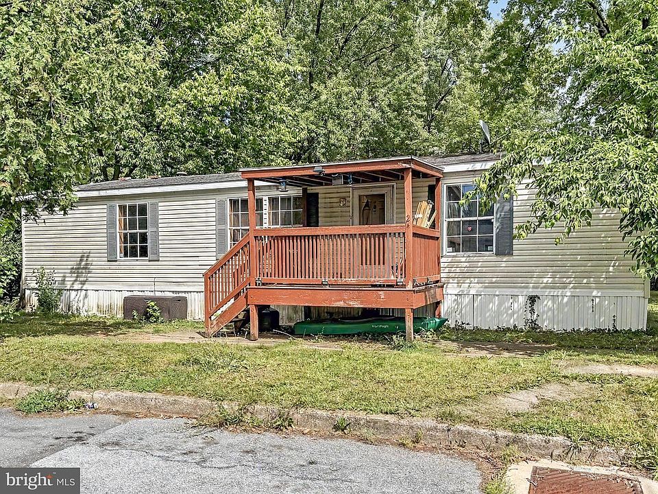 1st image of 24 Willow St