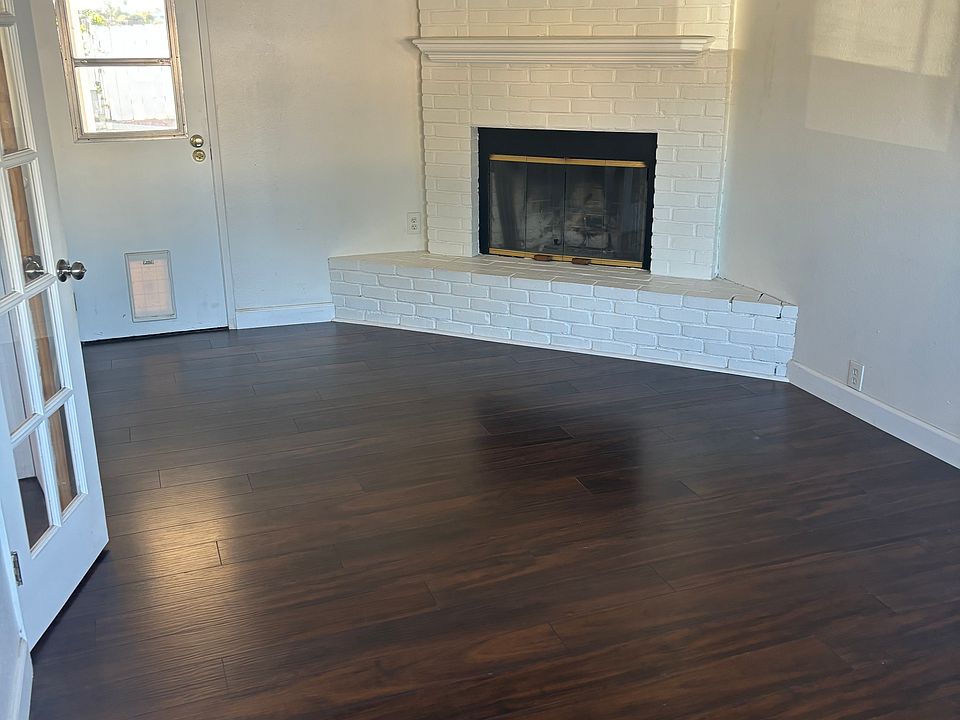1st image of 4580 Southampton St
