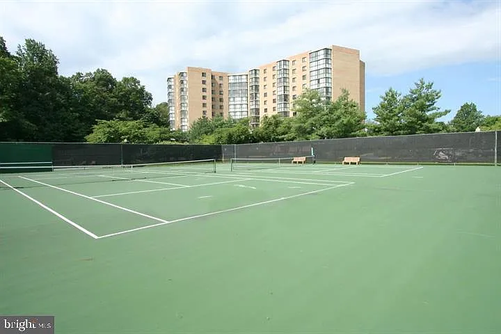 15100 Interlachen Dr #4-111 — Photo 20