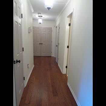 5th image of 802 Bradford Woods Dr