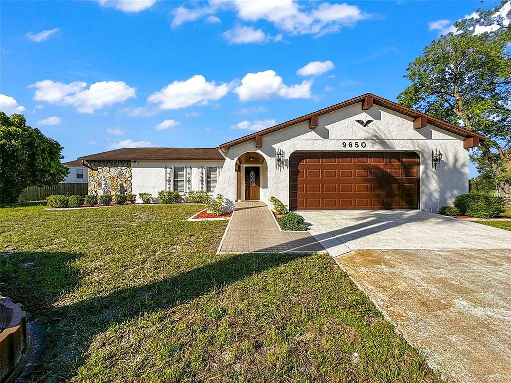 9650 Langan St, Spring Hill, FL 34606 | Zillow
