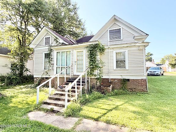 4th image of 1409 3rd Ave N