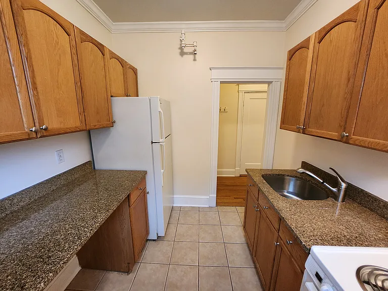 91 Kilmarnock St. — Photo 24