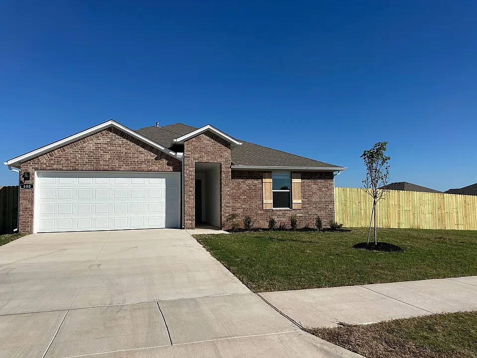 400 Ratliff Ave