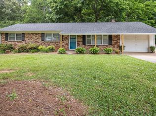 4409 Knightwood Dr, Gastonia, NC 28056