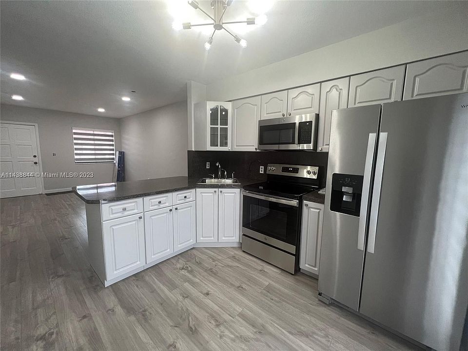 1st image of 5420 W 21st Ct APT 412