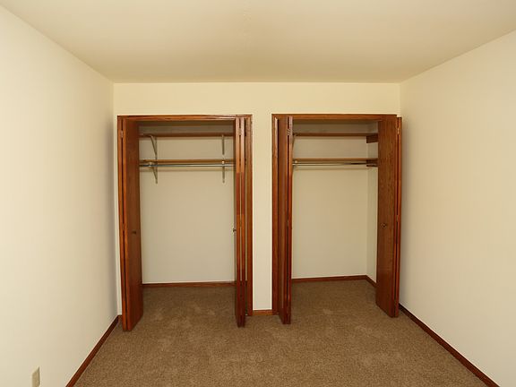 4th image of 2026 Londonderry Dr APT 213
