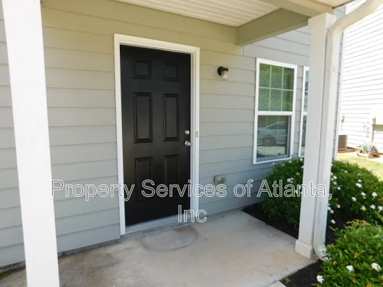 356 Jada Ln — Photo 2
