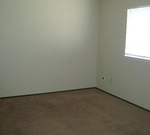 5th image of 70 Saint Marie Cir