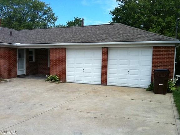 2nd image of 630 Acker Dr