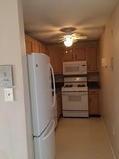 1 bed, 610 sqft, $1,900 — Photo 1