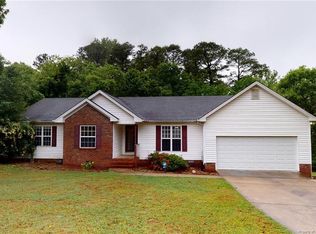 107 Hunters Rdg, Cameron, NC 28326