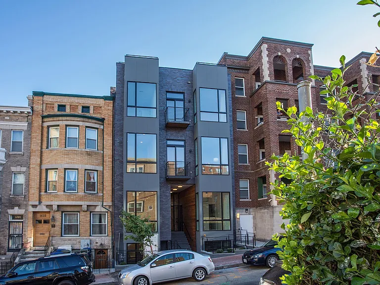 1424 Belmont St NW #9 — Photo 17